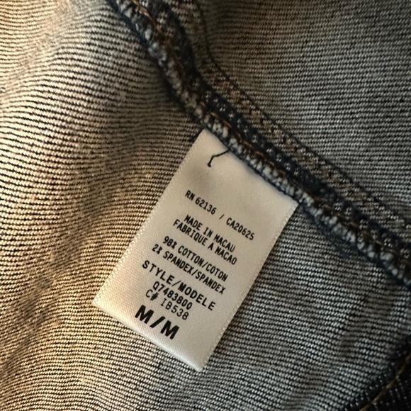 Guess jacket size M - Picture 3 of 4